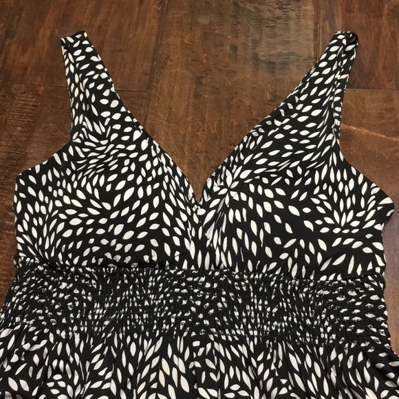 Forever 21 Dress - Picture 2 of 6